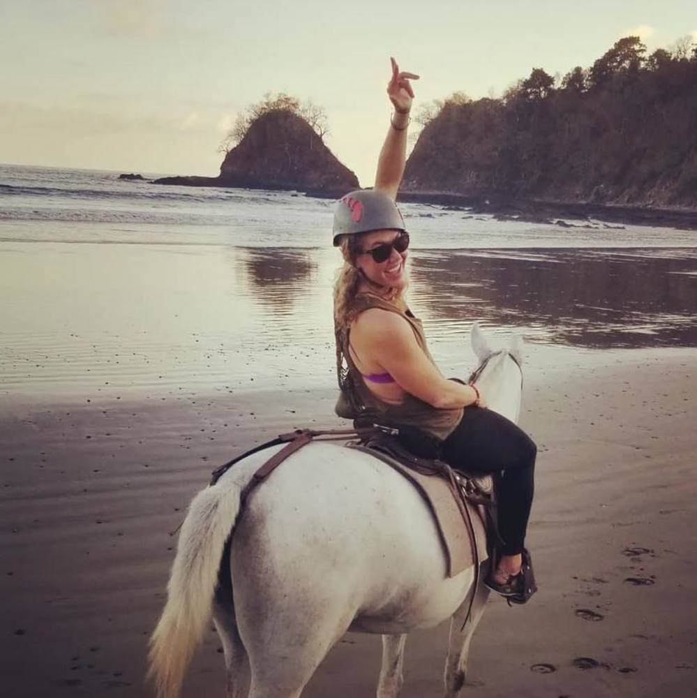 Meet your Posher, Lisa